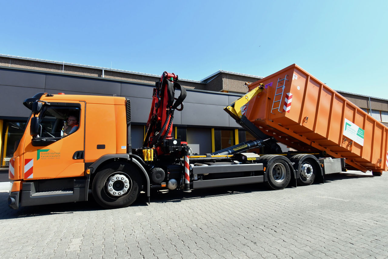 Bras de levage et grue de chargement PALFINGER