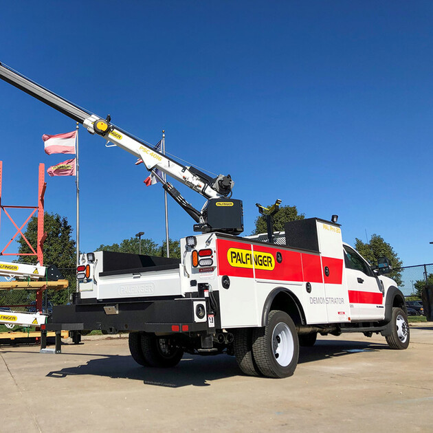 PAL Pro 20 with PSC 4016 Service Crane