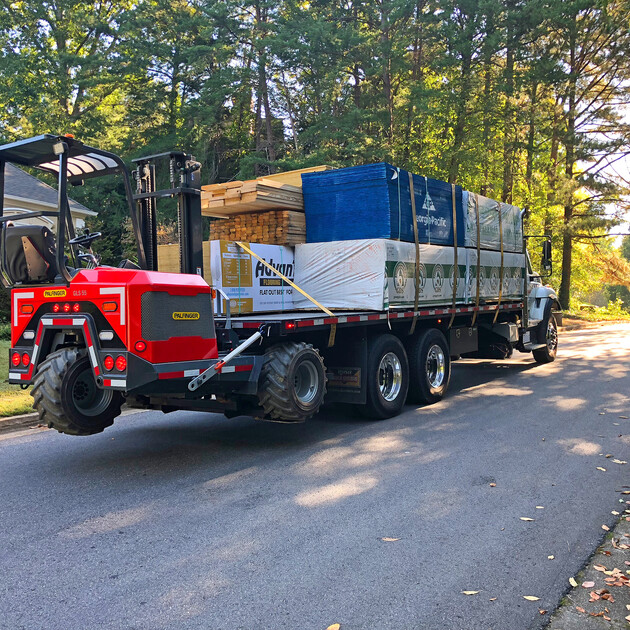 mounted truck-mounted forklift