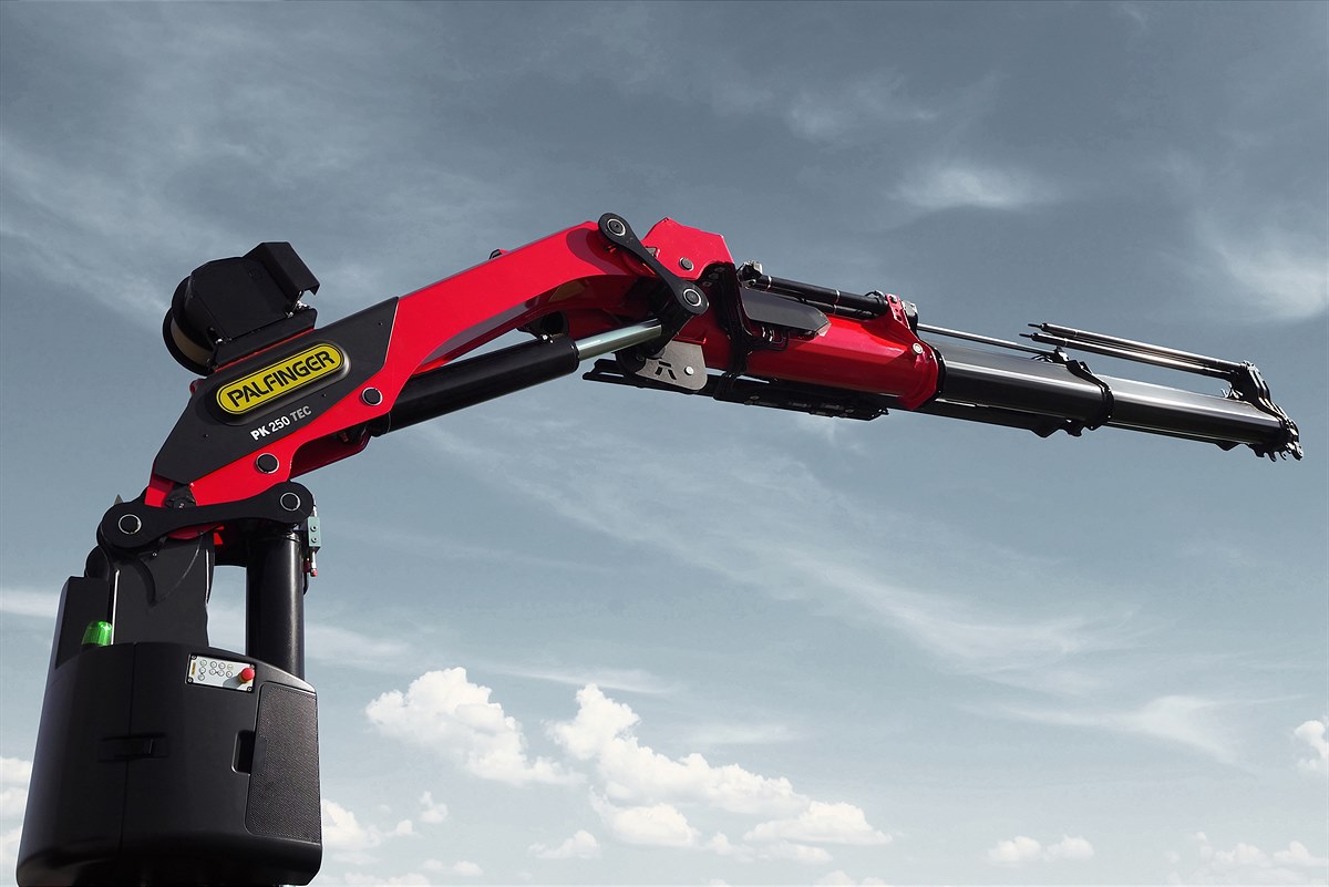 The new loader crane series featuring the PK 250 TEC at the IAA.  1200x801.jpg