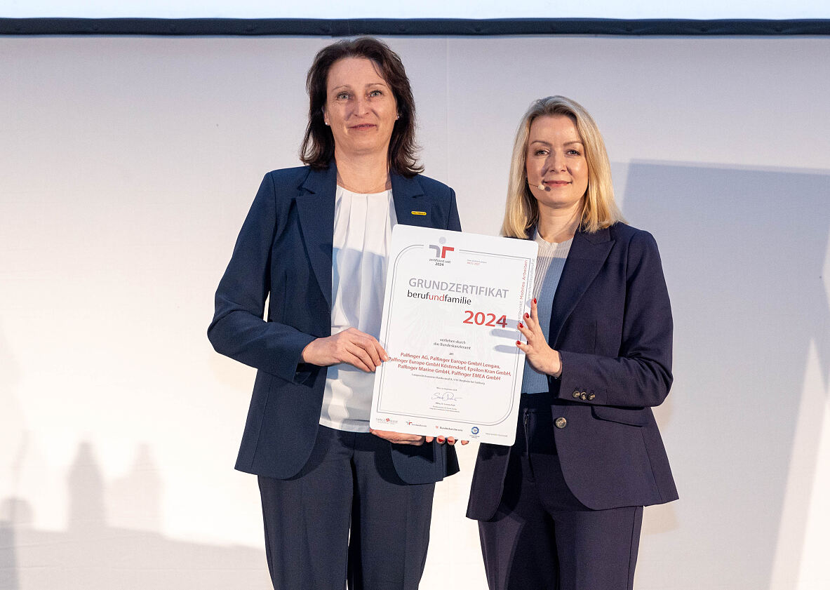 Beruf und Familie im Einklang_ PALFINGER wurde als familienfreundlicher Arbeitgeber ausgezeichnet.jpg