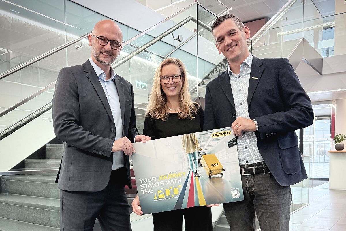 Gemeinsam ausgezeichnet_ Das Projektteam hinter „Your Journey Starts with the PDO“ freut sich über den Gewinn des German Stevie® Award in Silber..jpg