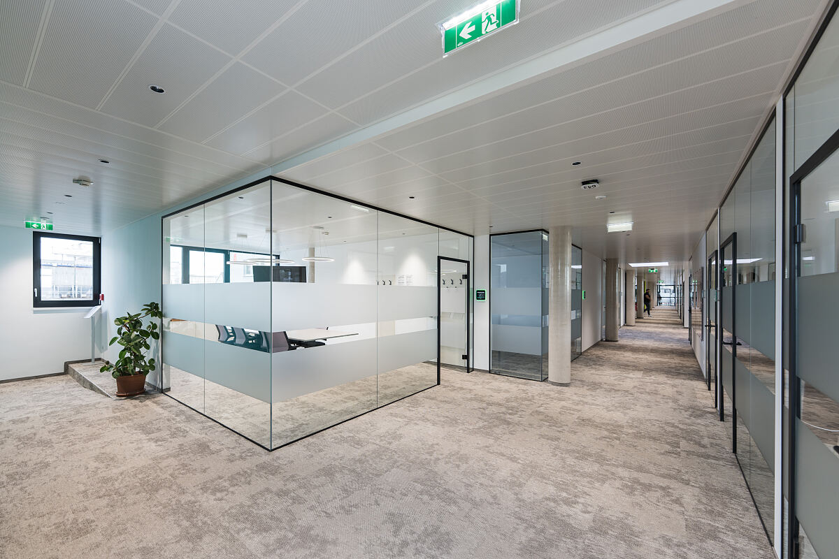 Nachhaltig, modern, und zukunftsorientiert_ PALFINGER eröffnet neues Betriebsgebäude in Lengau.jpg