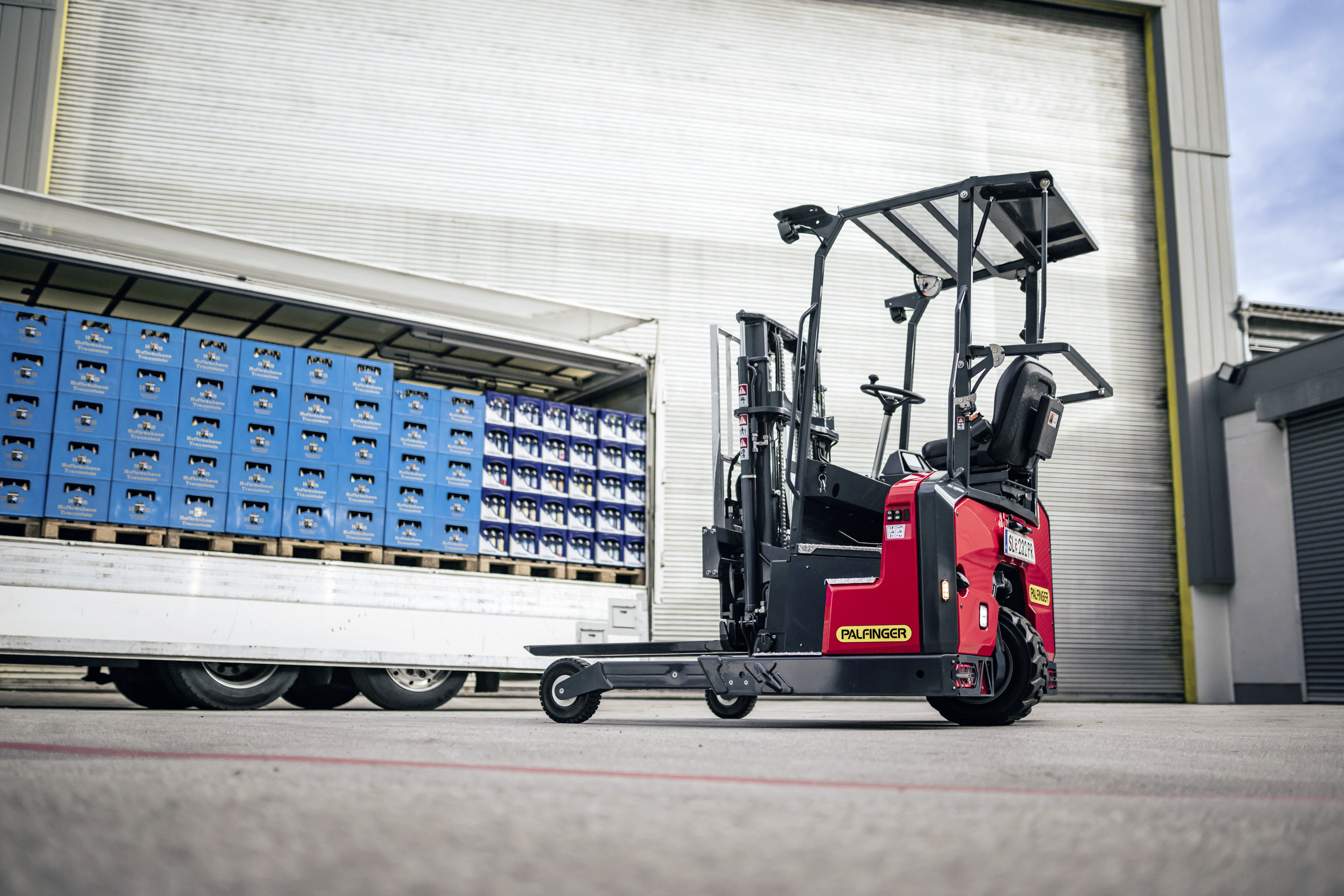 The latest addition to the FL range has been developed to meet the special requirements of beverage and retail logistics.