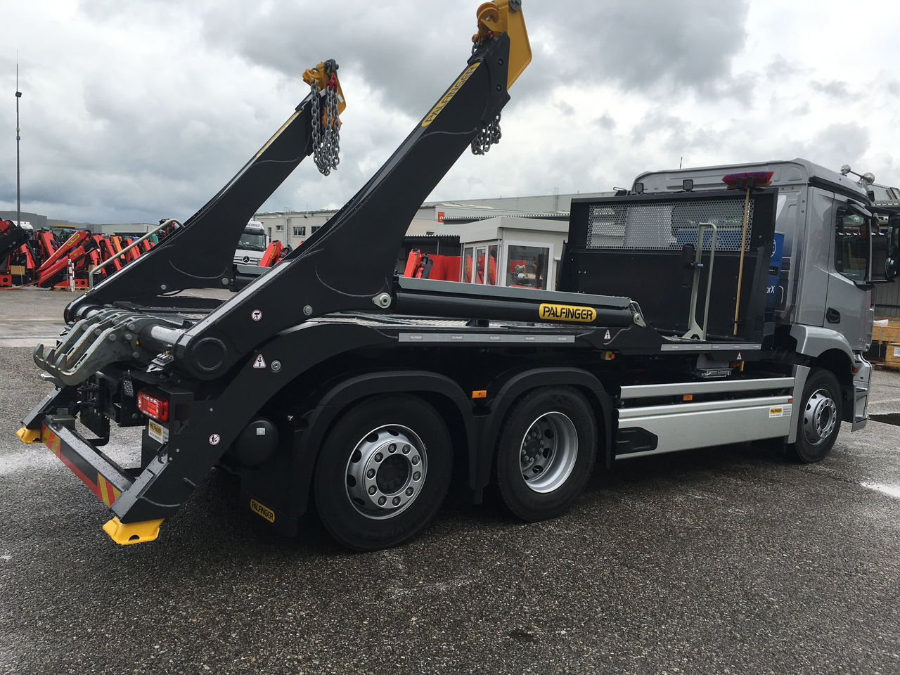 Factory Installation Skiploader