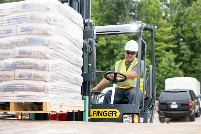 carretilla elevadora montada en camión