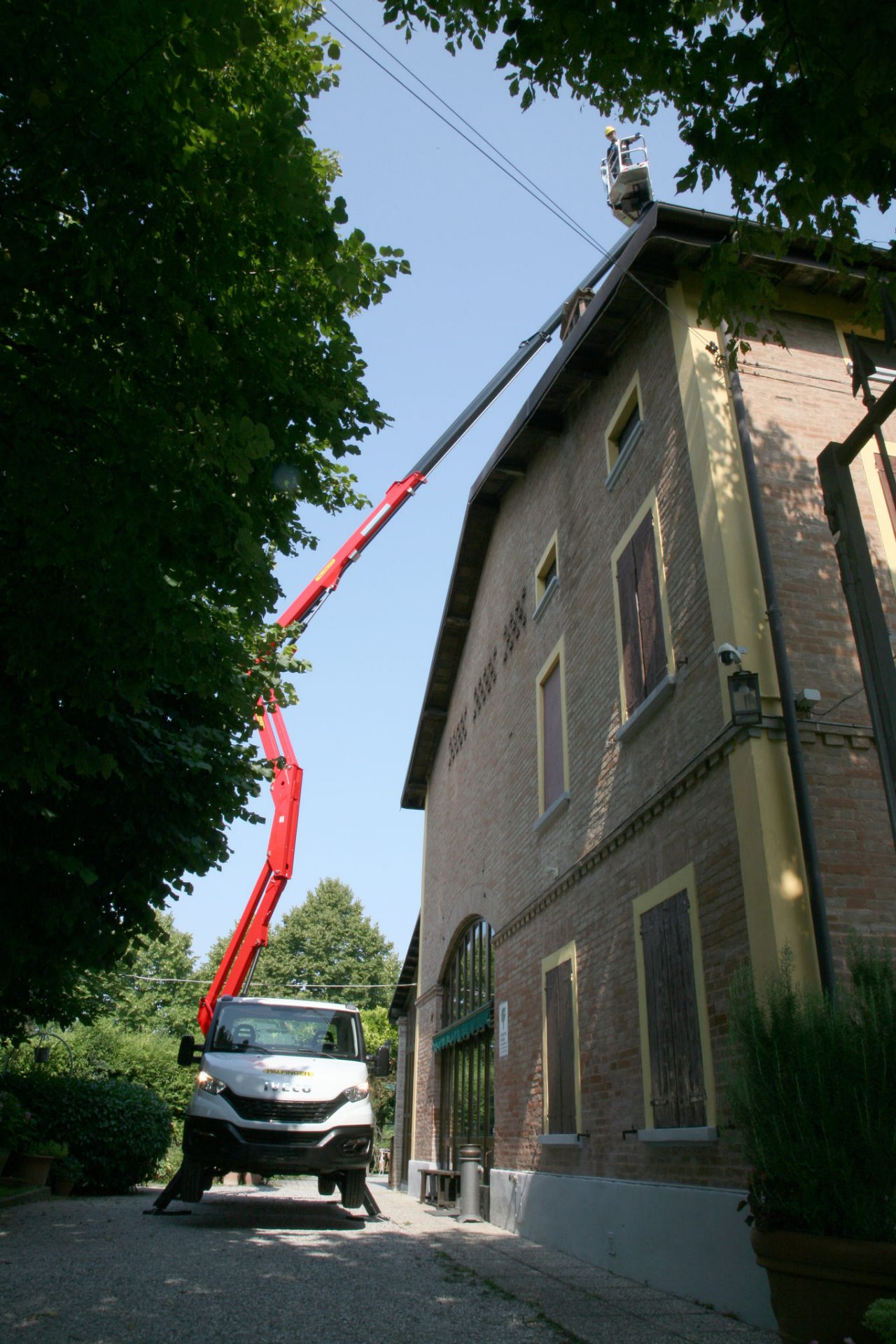 p2400a palfinger awp